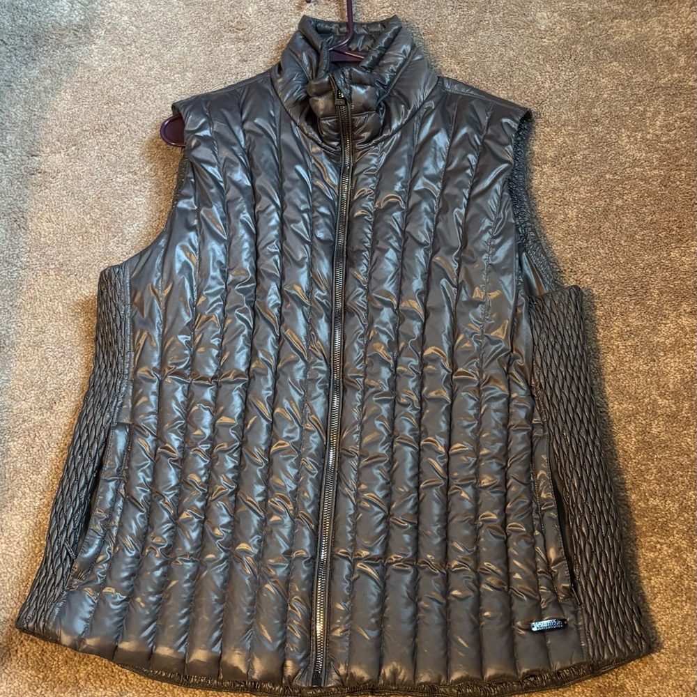 Calvin Klein Platinum Puffer Vest